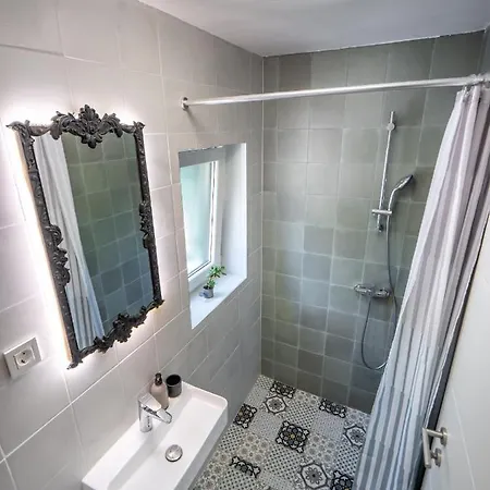 Sunny Side * Malinska